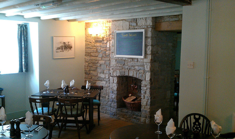 Mildmay Arms Queen Camel Kültér fotó